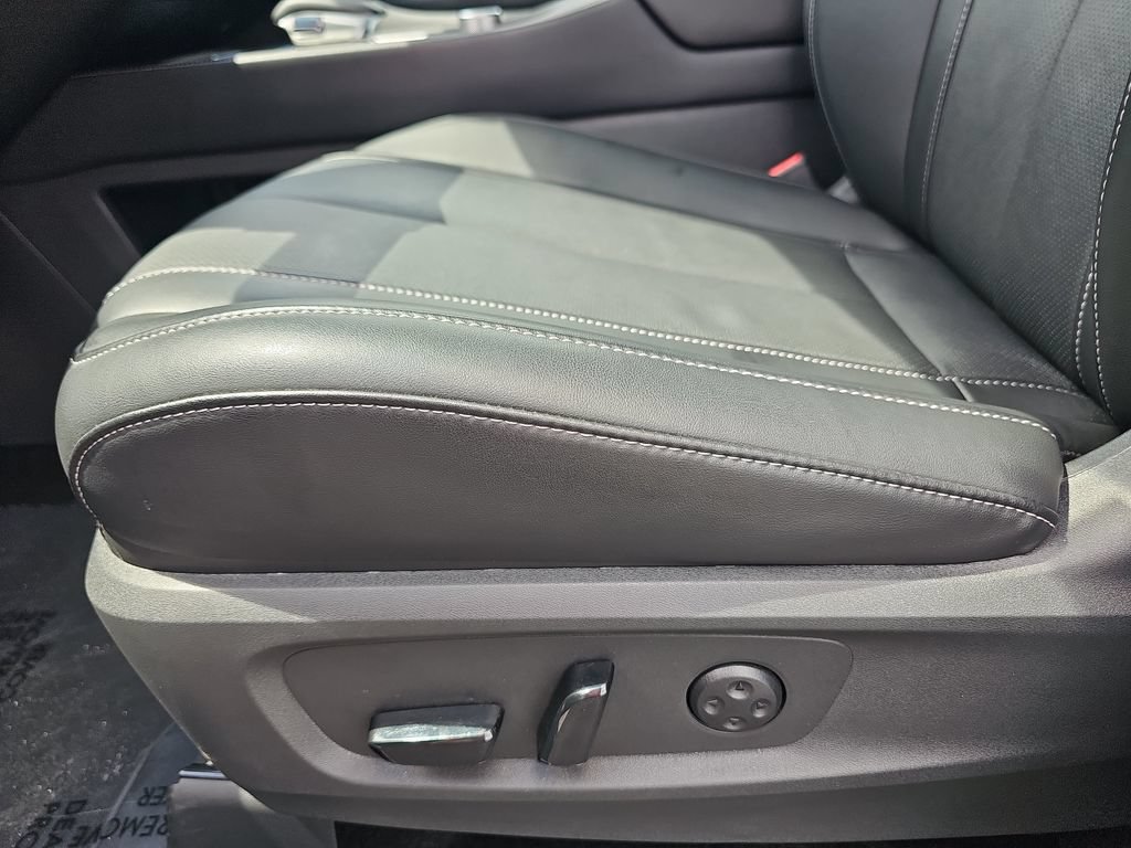 Used 2025 INFINITI QX60 Luxe AWD/4WD image 28