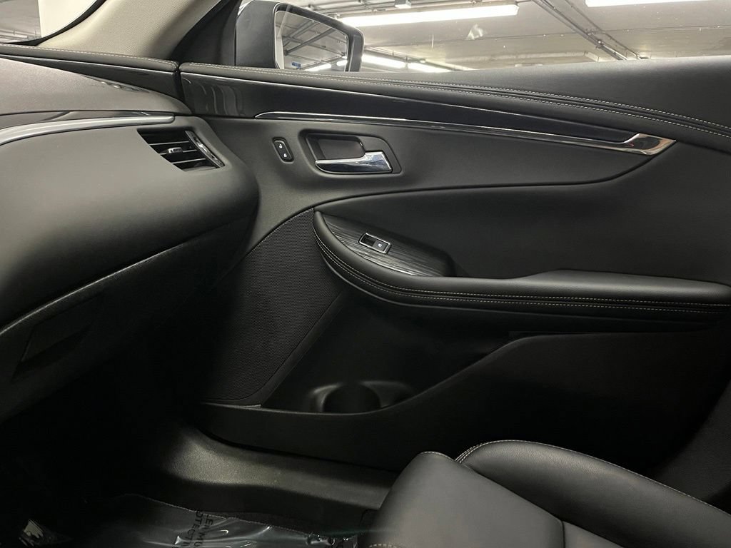 Used 2019 Chevrolet Impala LT w/ LT Leather Package FWD image 28