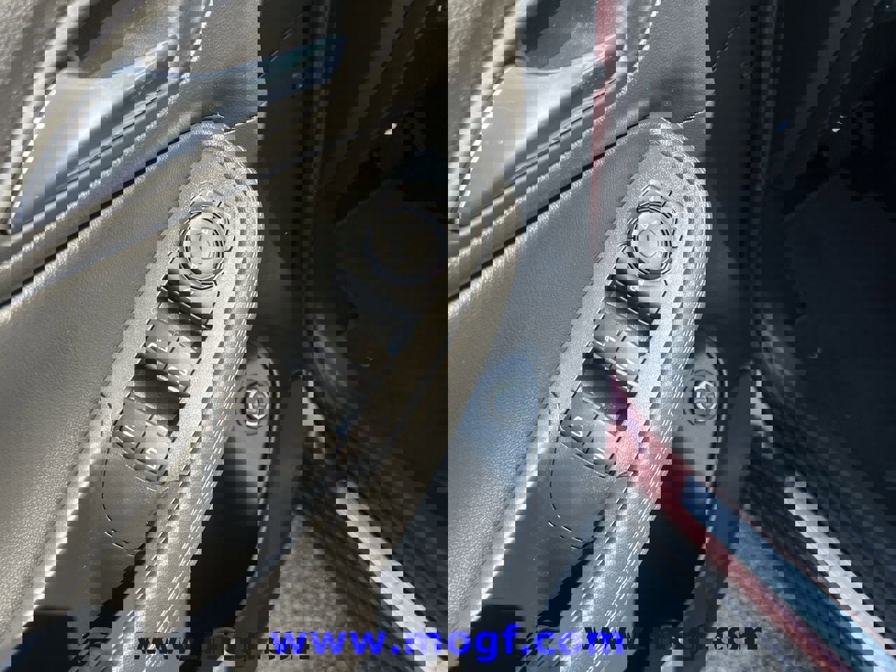 Used 2022 Buick Encore GX Select FWD image 16