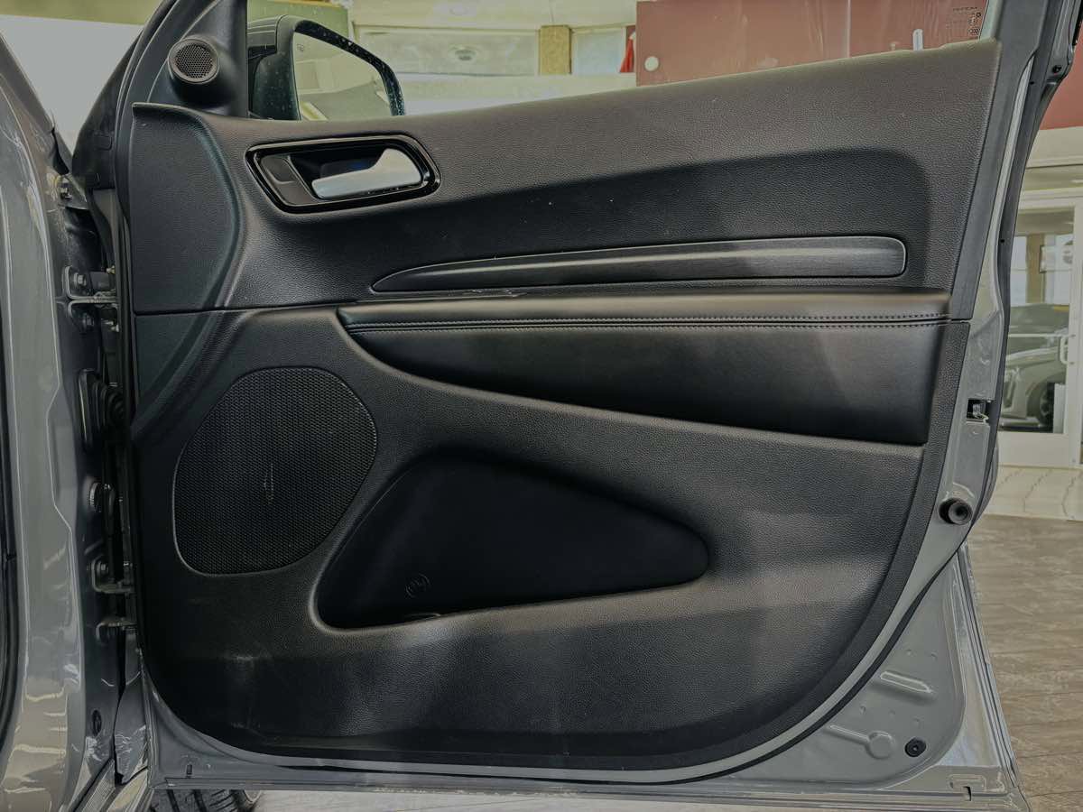 Used 2021 Dodge Durango R/T w/ Blacktop Package AWD/4WD image 24