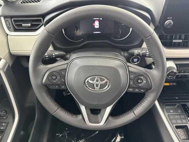 Used 2025 Toyota RAV4 XLE Premium w/ Weather Package AWD/4WD image 28