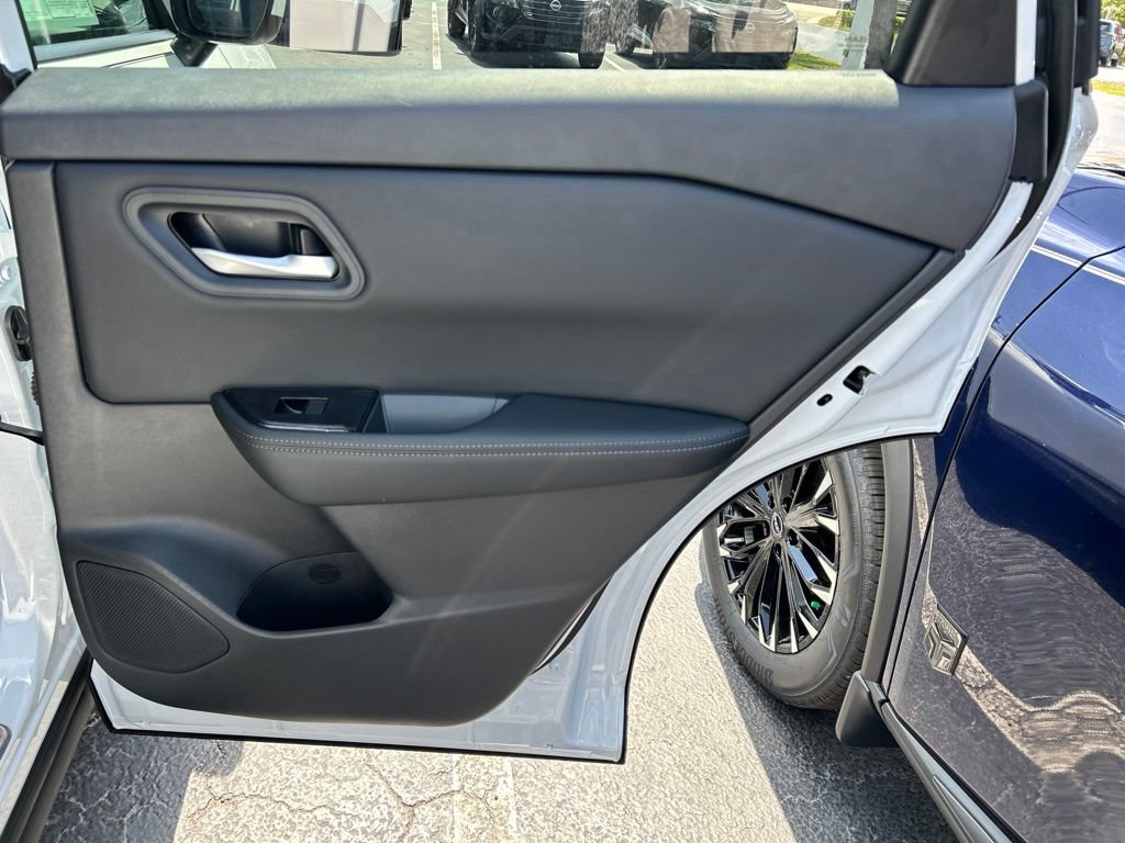 New 2026 Nissan Rogue SV FWD image 45