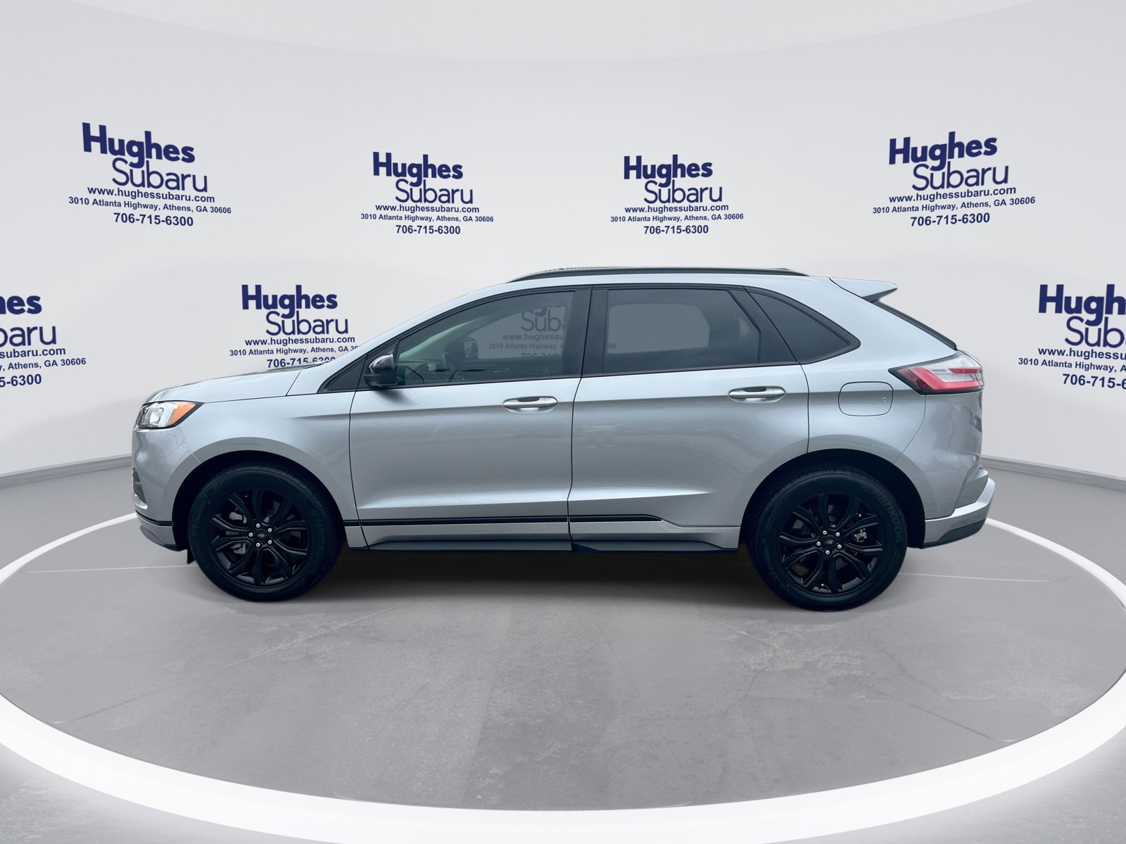 Used 2024 Ford Edge SE w/ Black Appearance Package image 1
