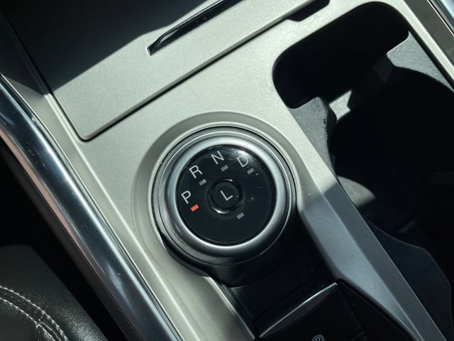 Used 2024 Ford Explorer XLT w/ Equipment Group 202A AWD/4WD image 26