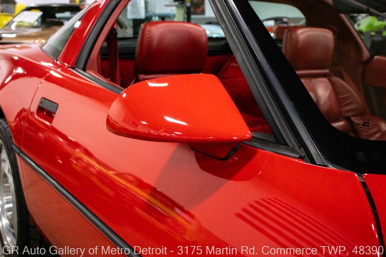 Used 1990 Chevrolet Corvette ZR-1 RWD image 33