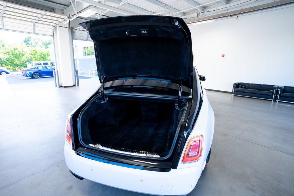 Used 2019 Rolls-Royce Phantom Sedan RWD image 57