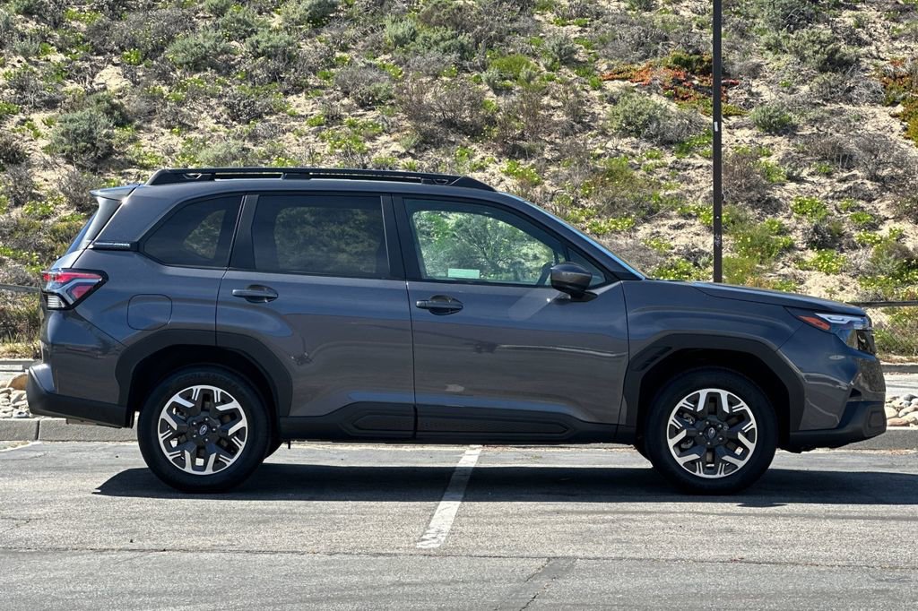 Used 2026 Subaru Forester Premium image 3