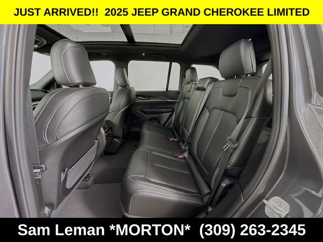 New 2025 Jeep Grand Cherokee Limited w/ Black Appearance Package image 25
