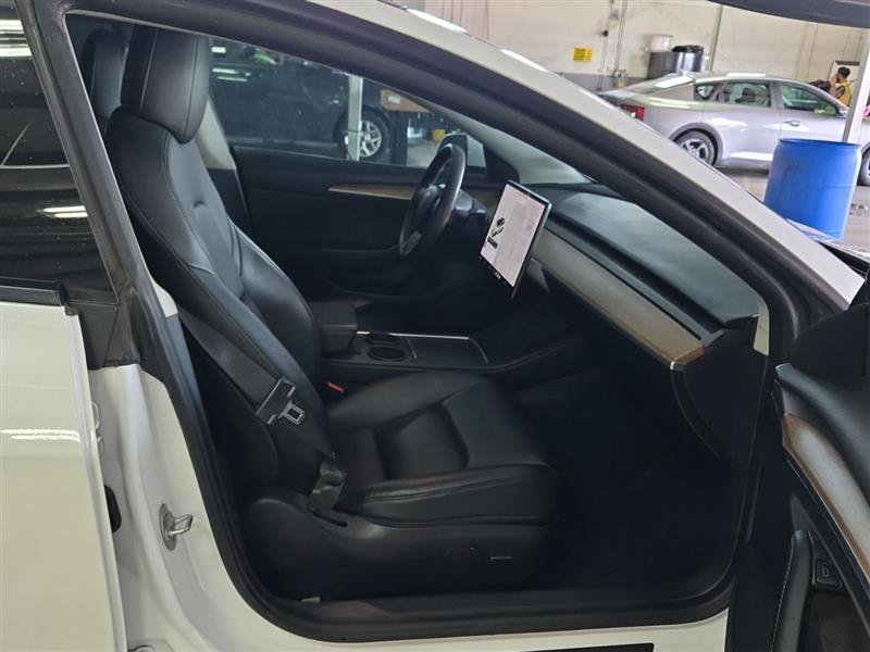 Used 2021 Tesla Model 3 Performance AWD/4WD image 8
