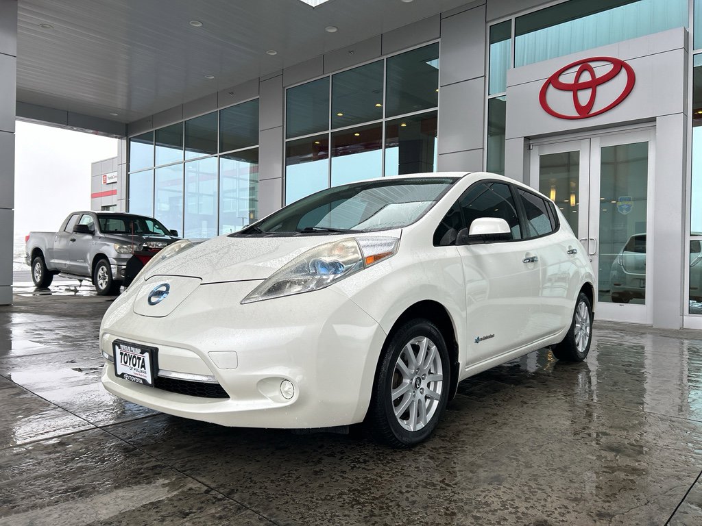 Used 2016 Nissan Leaf SV image 5
