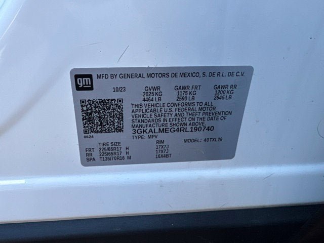 Used 2024 GMC Terrain SLE w/ Driver Convenience Package FWD image 32