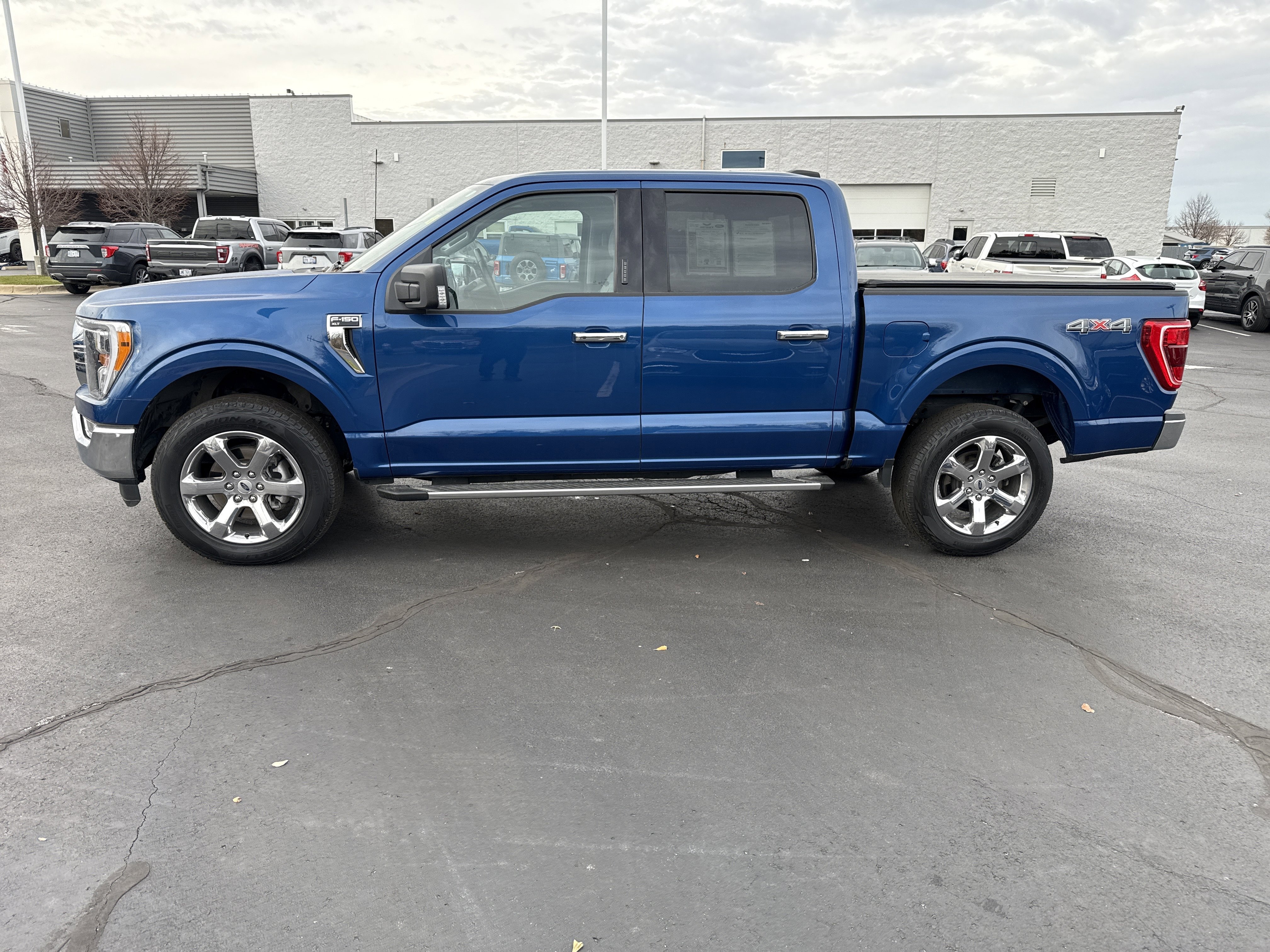 Used 2022 Ford F150 XLT w/ Equipment Group 302A High image 4