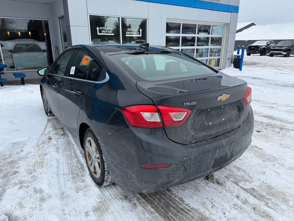Used 2018 Chevrolet Cruze LT w/ LT Convenience Package image 7