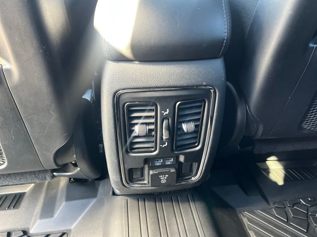 Used 2020 Jeep Grand Cherokee Limited AWD/4WD image 24