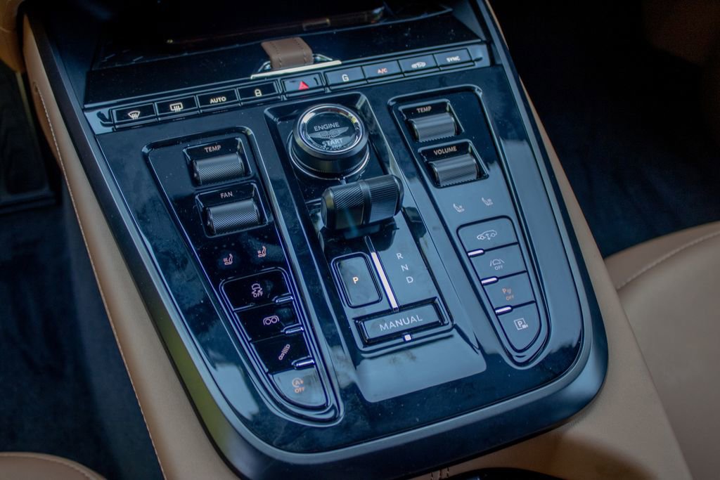 New 2026 Aston Martin DBX 707 image 15