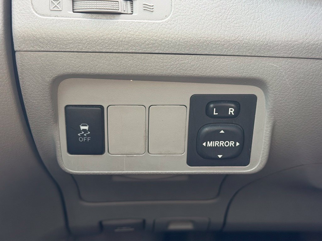 Used 2011 Toyota Corolla LE FWD image 10