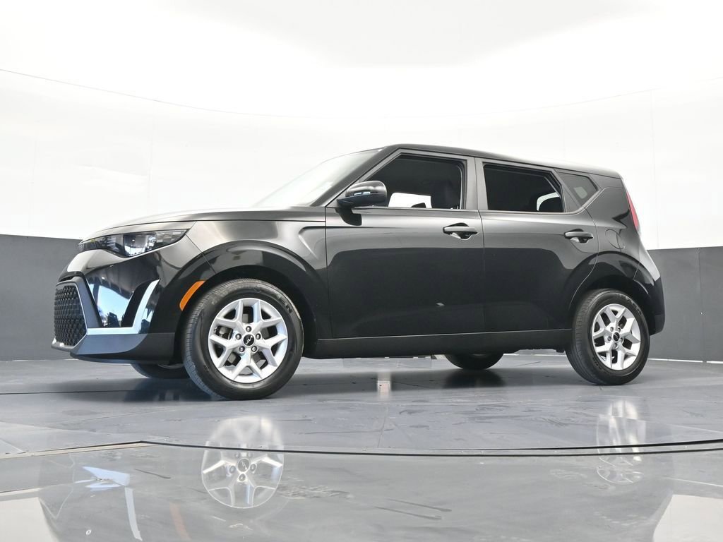 Used 2023 Kia Soul LX w/ Option Group 015 image 49