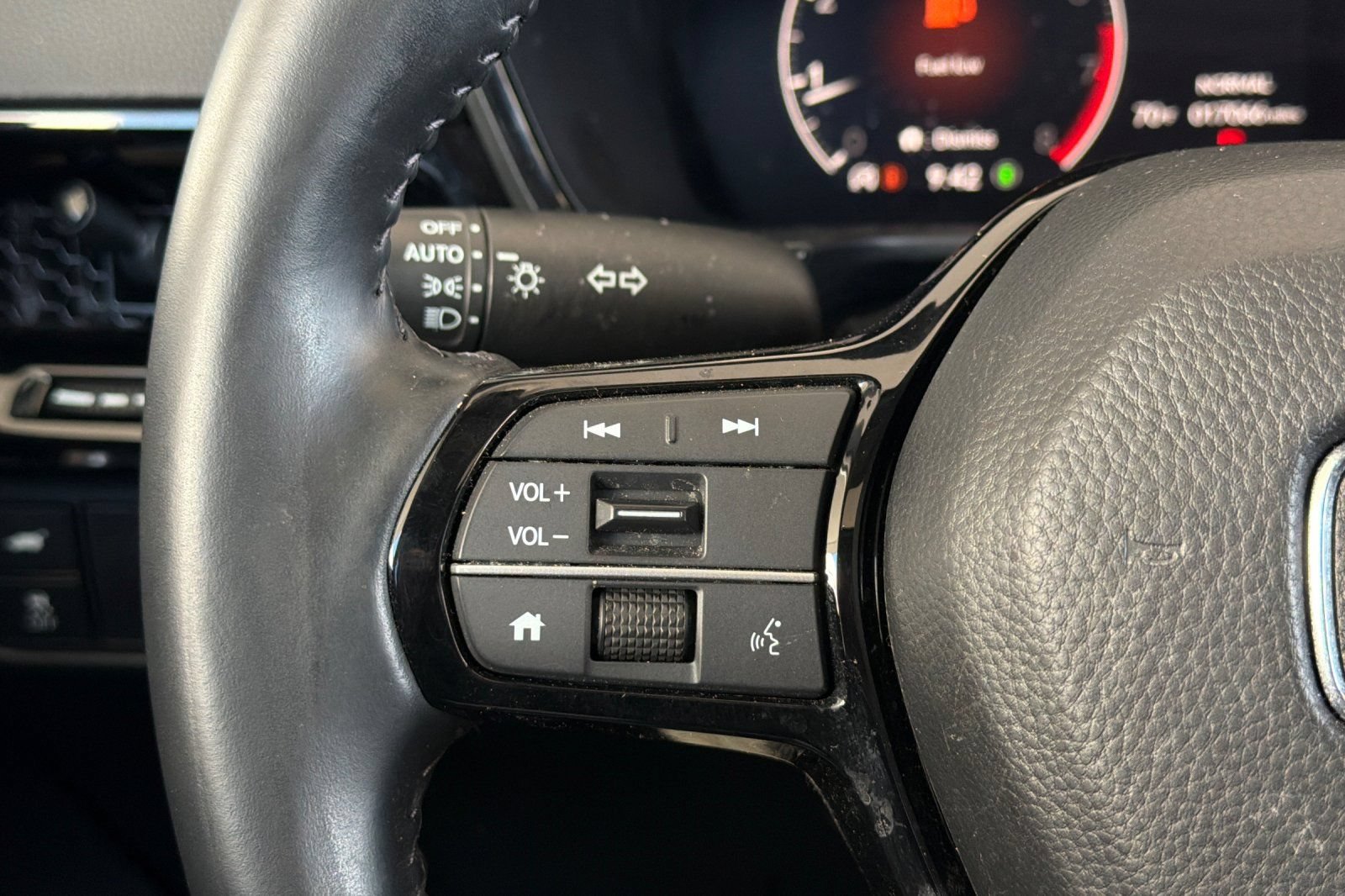 Used 2024 Honda CR-V EX-L image 27
