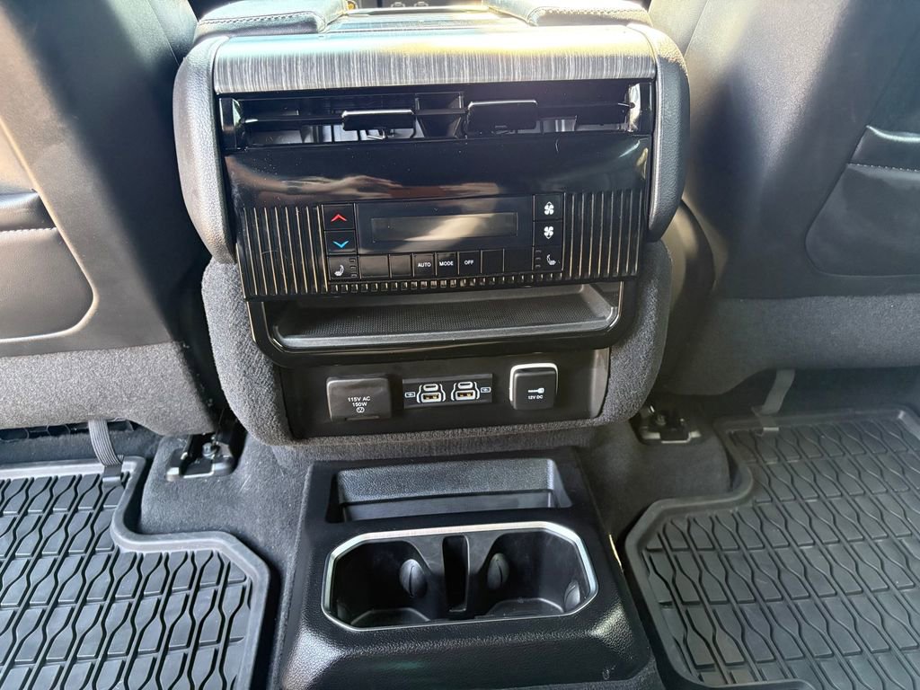 Used 2024 Jeep Wagoneer Series II image 27