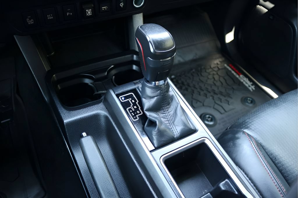 Used 2020 Toyota Tacoma TRD Pro AWD/4WD image 22