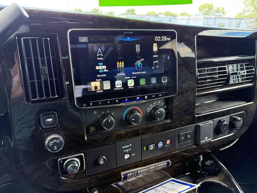 New 2025 GMC Savana 2500 w/ Driver Convenience Package image 23