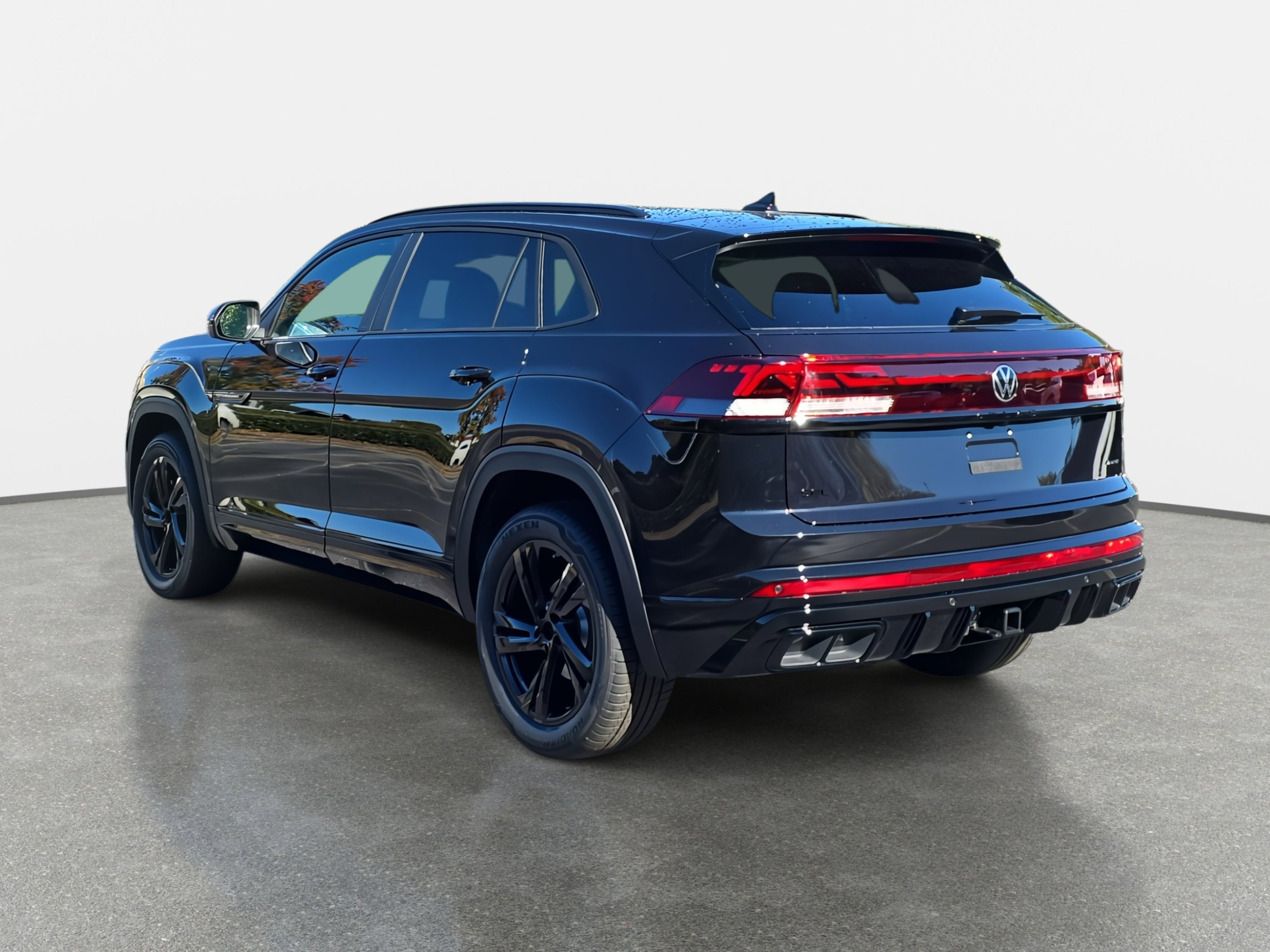 New 2026 Volkswagen Atlas Cross Sport SEL R-Line image 5