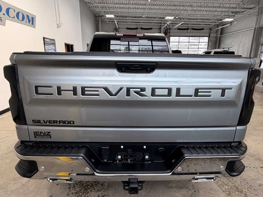 Used 2023 Chevrolet Silverado 1500 LTZ w/ LTZ Convenience Package II image 6