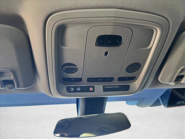 Used 2016 Cadillac XTS Luxury image 19