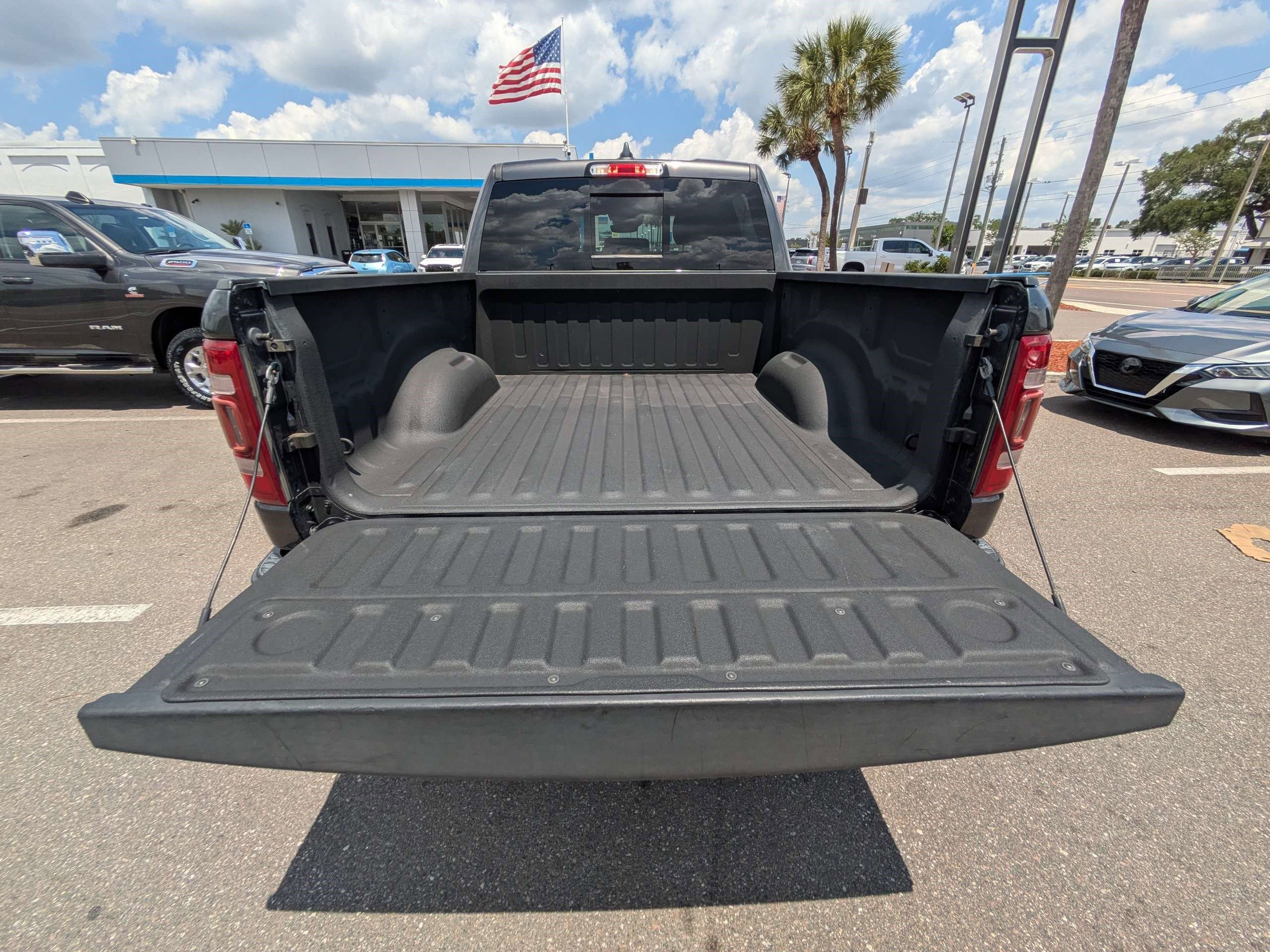 Used 2019 RAM 1500 Limited RWD image 12