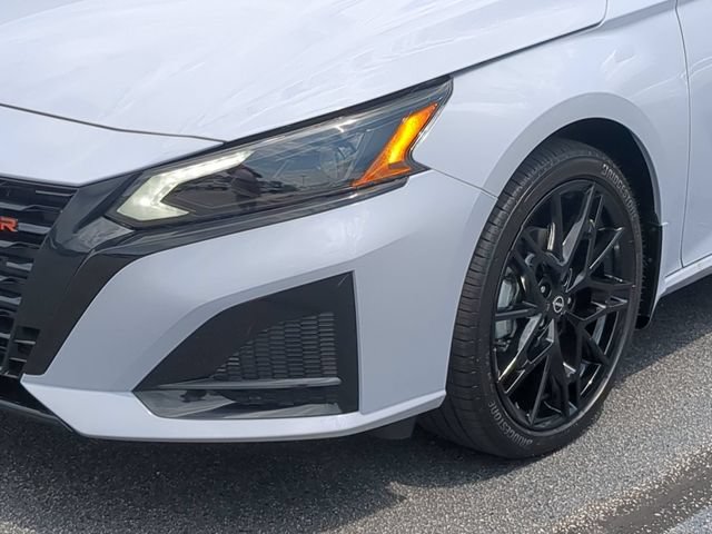 New 2026 Nissan Altima 2.5 SR w/ SR Midnight Edition Package FWD image 9