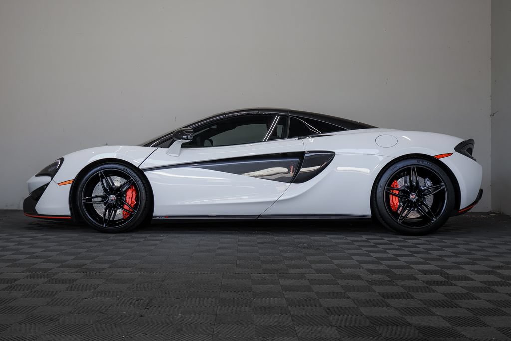 Used 2018 McLaren 570S Spider RWD image 11