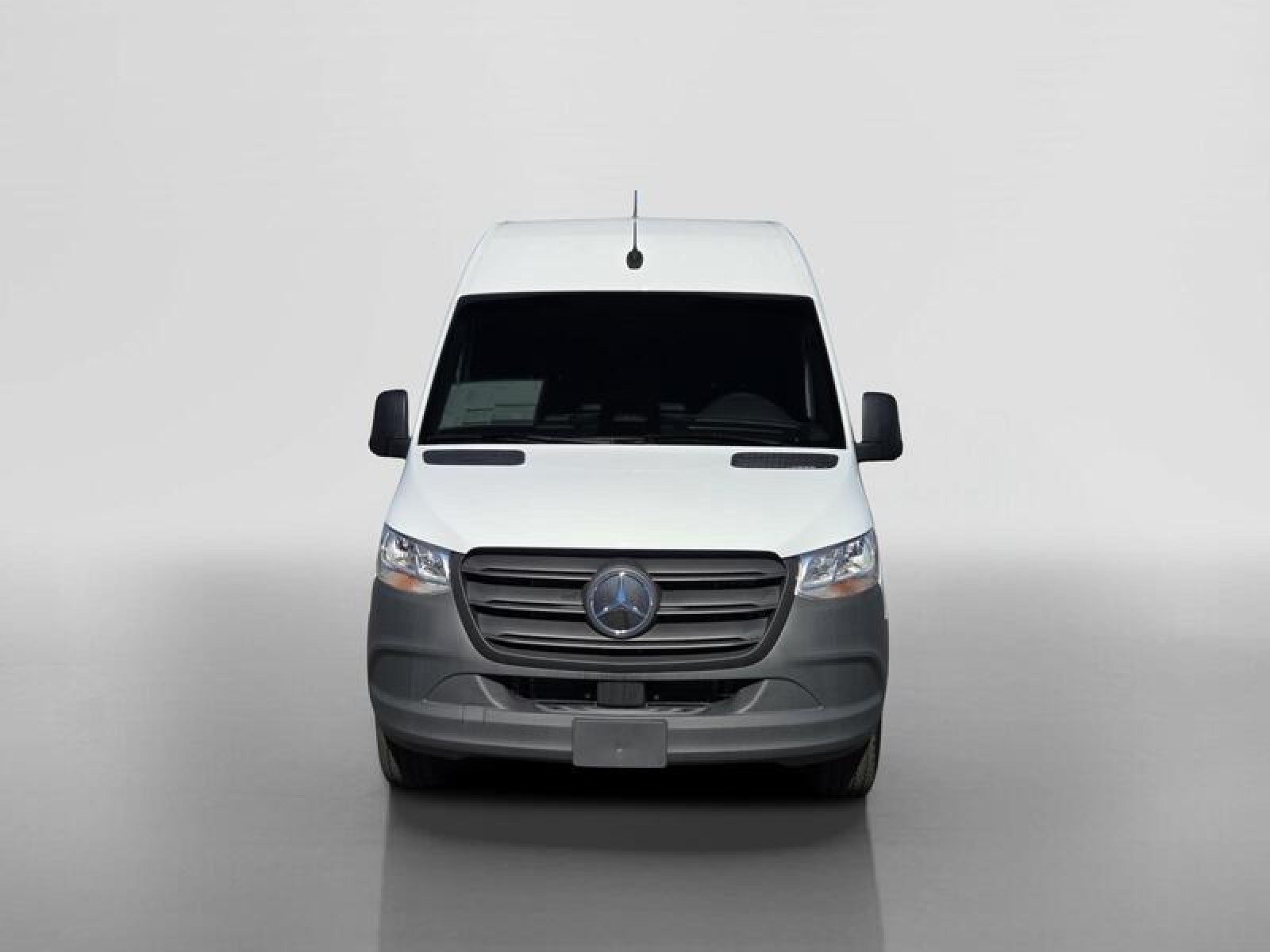 New 2025 Mercedes-Benz eSprinter 170 Cargo image 9