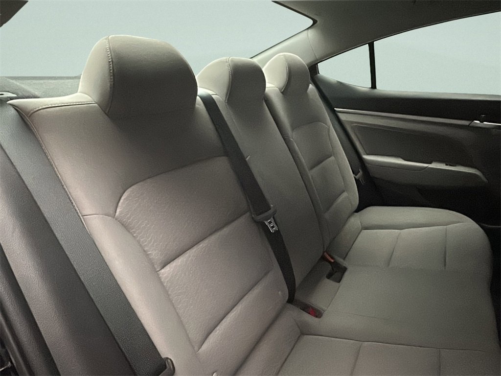 Used 2020 Hyundai Elantra SEL image 8