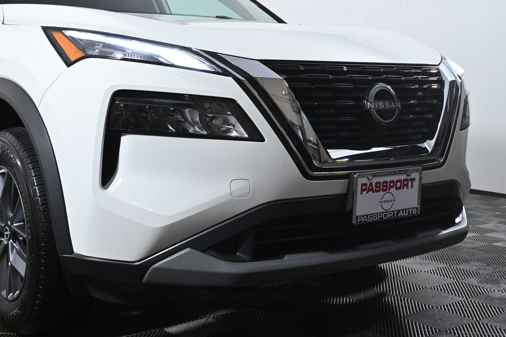 Certified 2023 Nissan Rogue S image 5