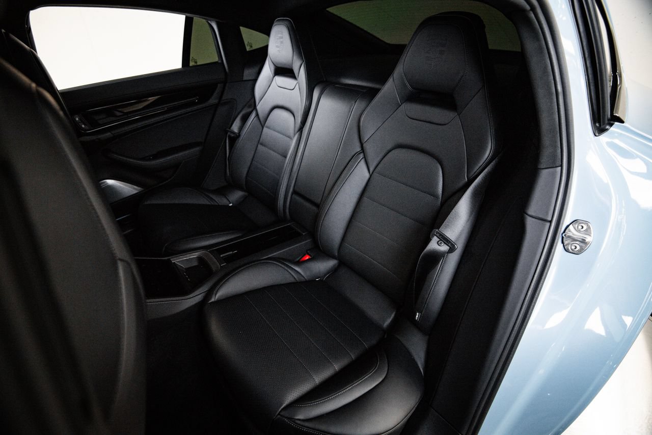 Certified 2026 Porsche Panamera GTS AWD/4WD image 25