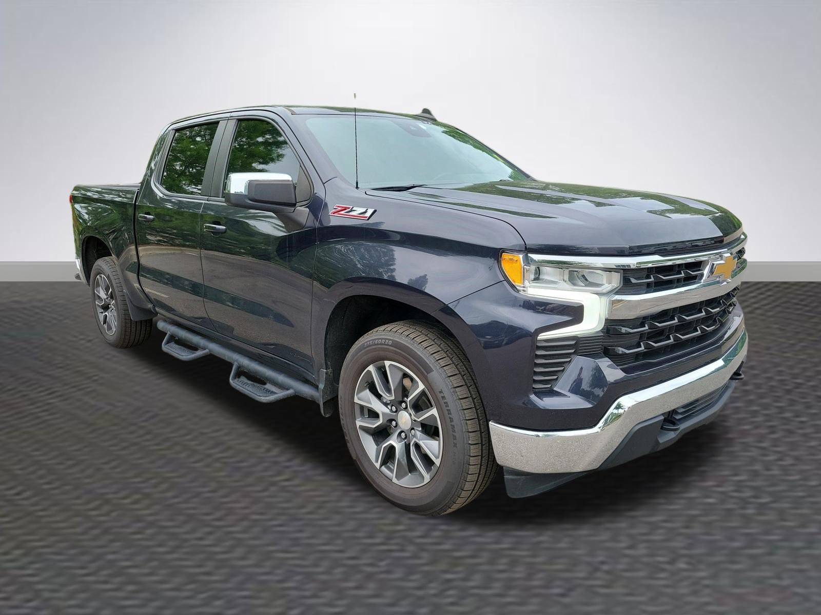Used 2022 Chevrolet Silverado 1500 LT w/ Z71 Off-Road Package