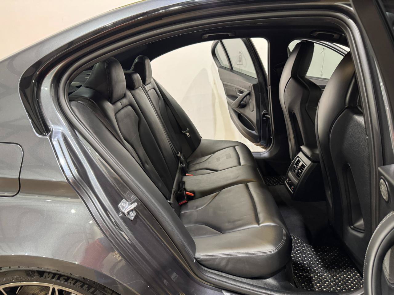 Used 2018 BMW M3 w/ Competition Package RWD image 13