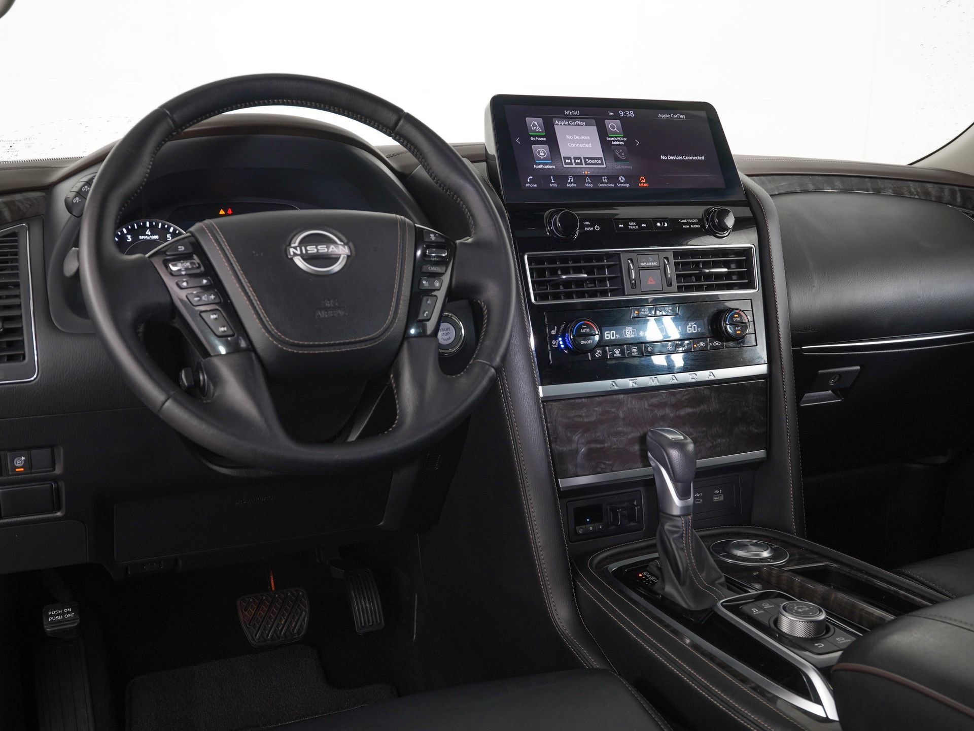 Used 2024 Nissan Armada Platinum w/ Captain's Chairs Package RWD image 17