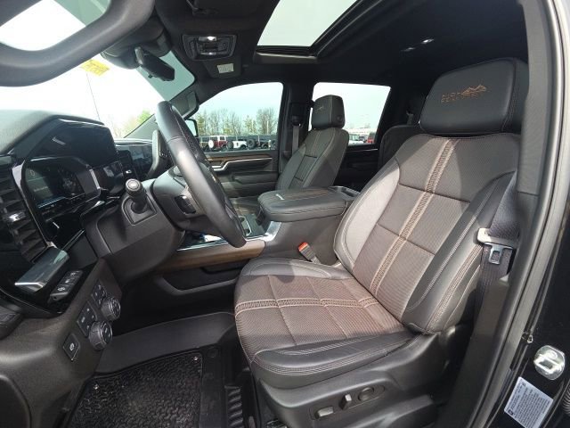 Used 2024 Chevrolet Silverado 3500 High Country w/ High Country Premium Package image 27