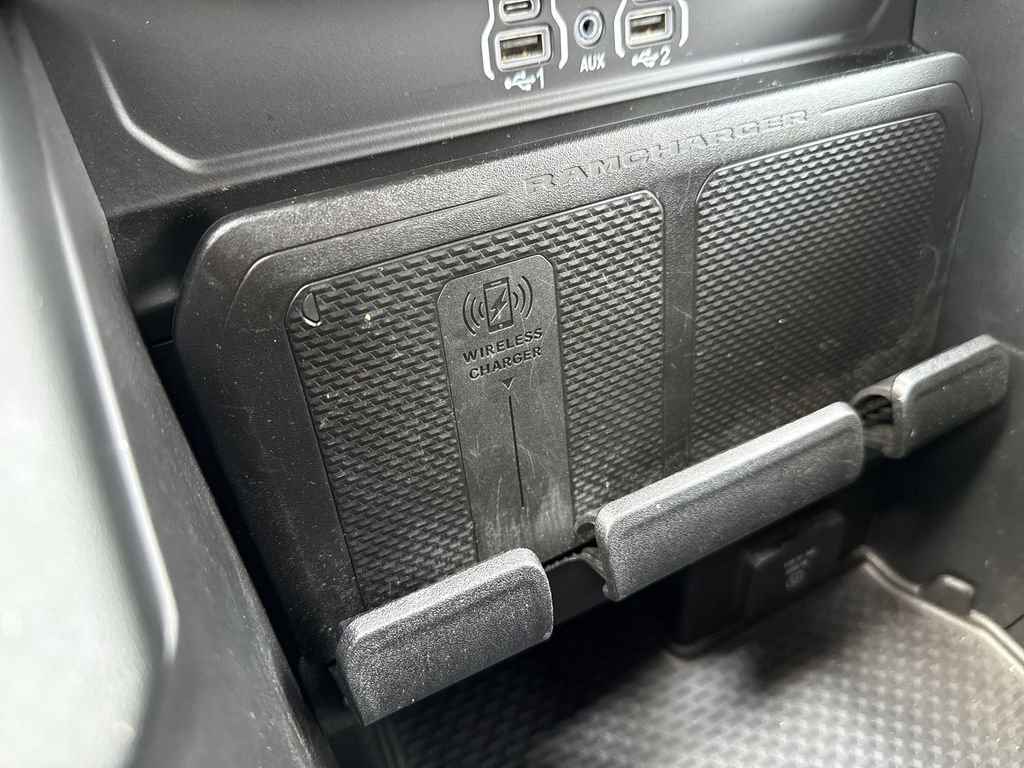 Used 2025 RAM 1500 Laramie w/ Sport Appearance Package image 39
