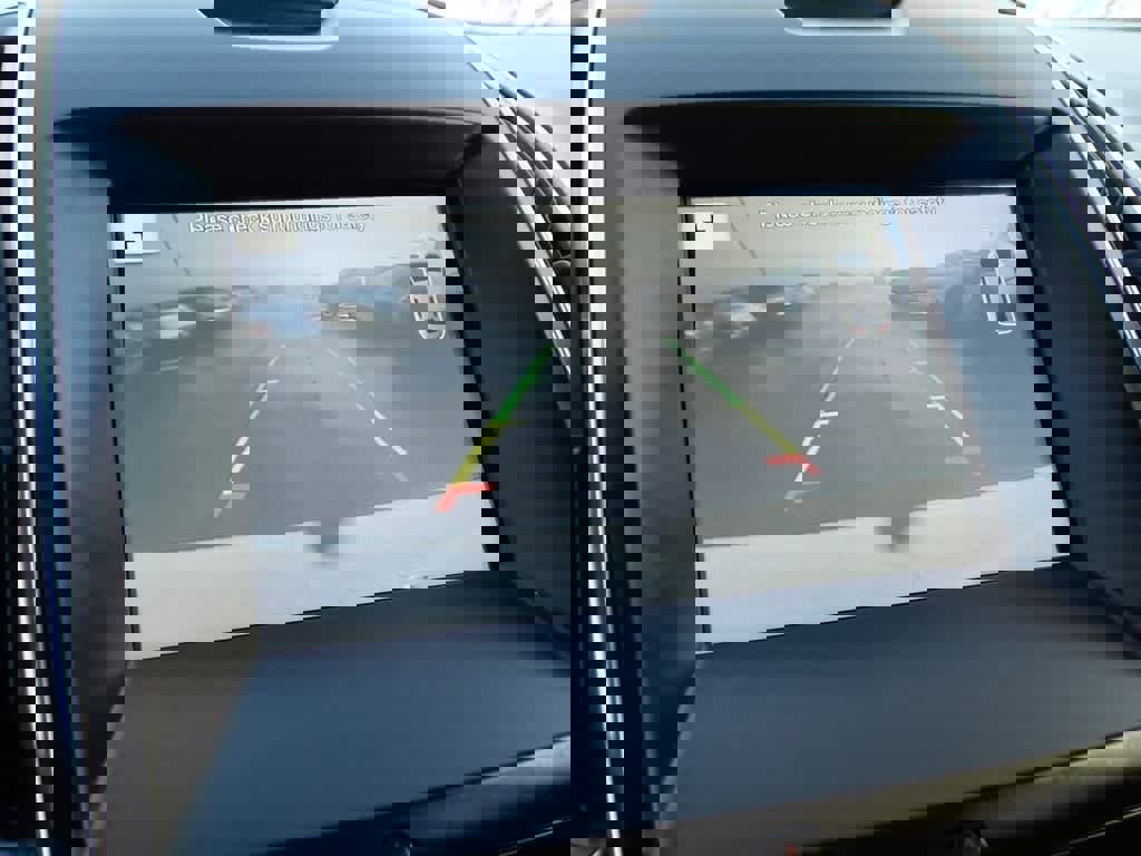 Used 2017 Ford Edge Sport w/ Technology Package image 12