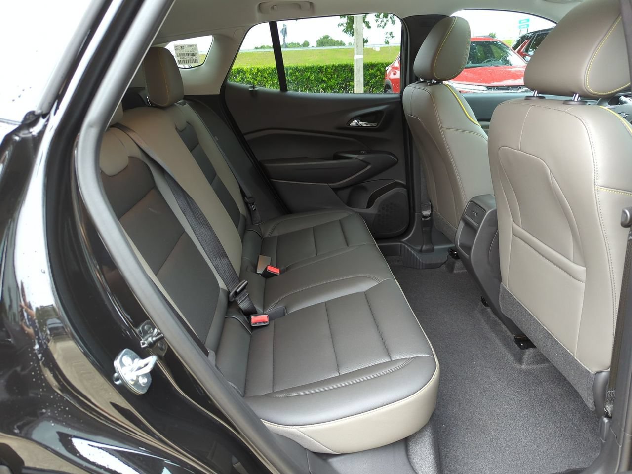 New 2026 Chevrolet Trax ACTIV w/ Sunroof Package FWD image 23