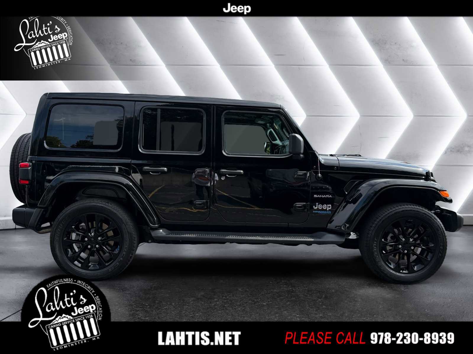 Used 2022 Jeep Wrangler Unlimited Sahara w/ Cold Weather Group image 6
