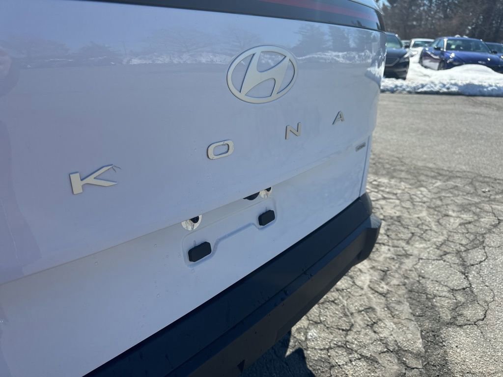 Certified 2026 Hyundai Kona SE image 10