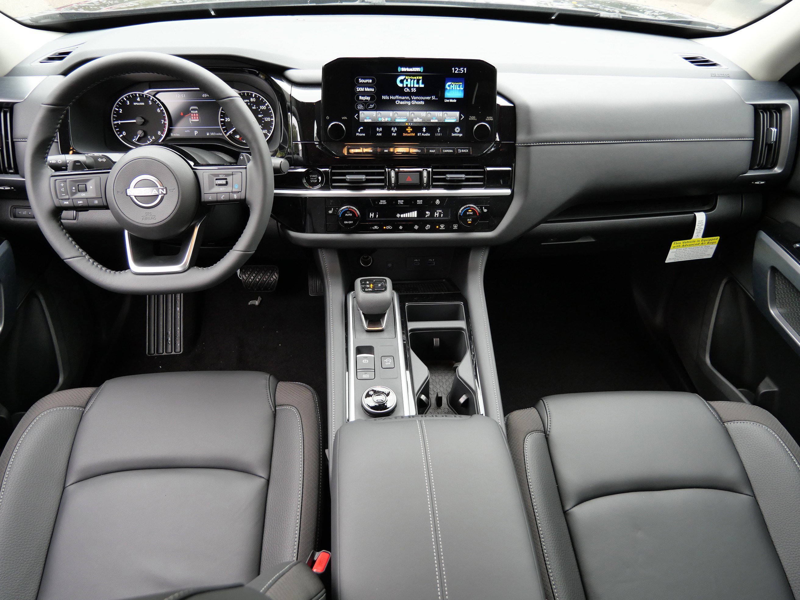 New 2025 Nissan Pathfinder SL image 8