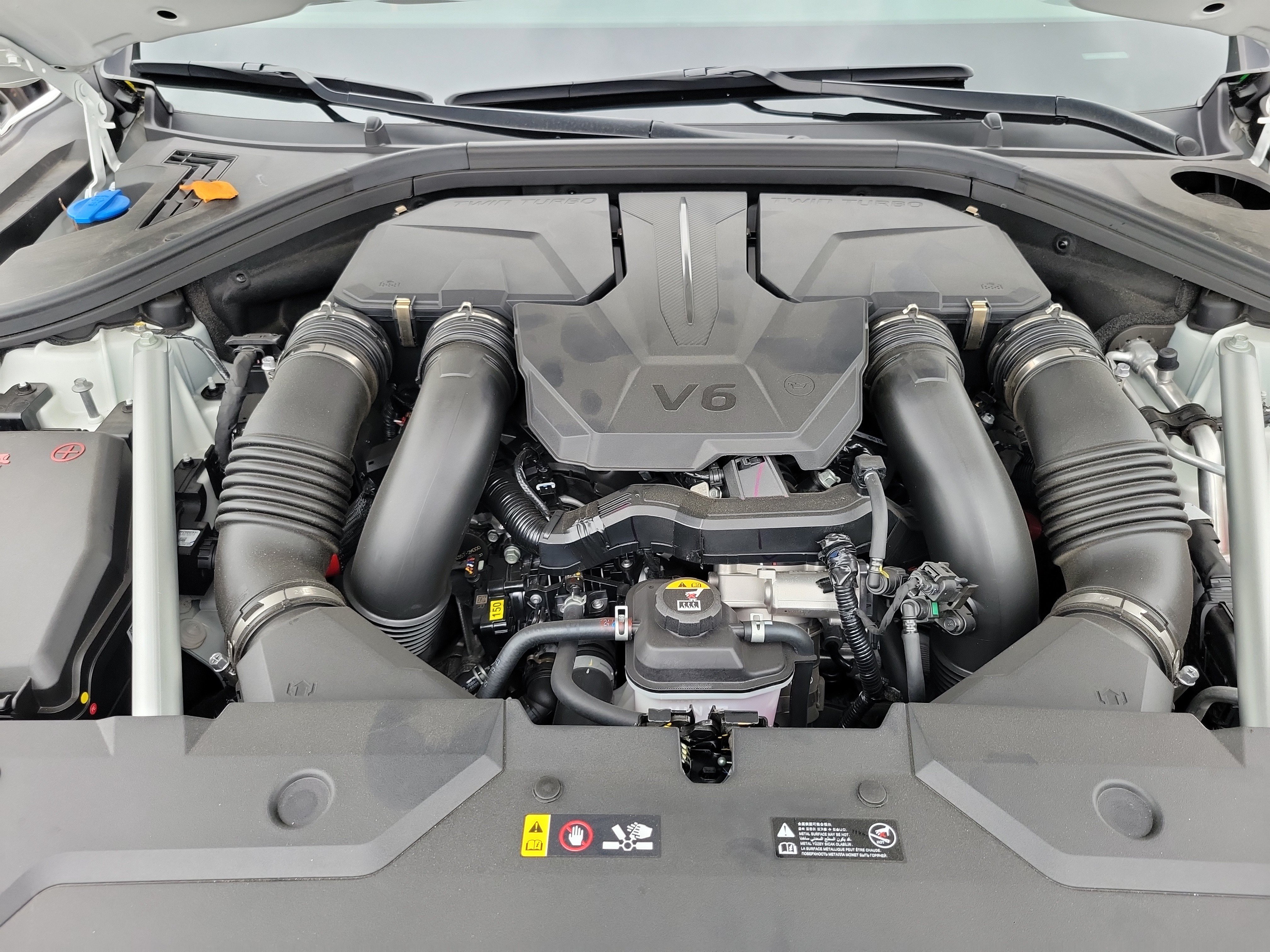 Certified 2026 Genesis GV70 3.5T Sport Advanced AWD/4WD image 24