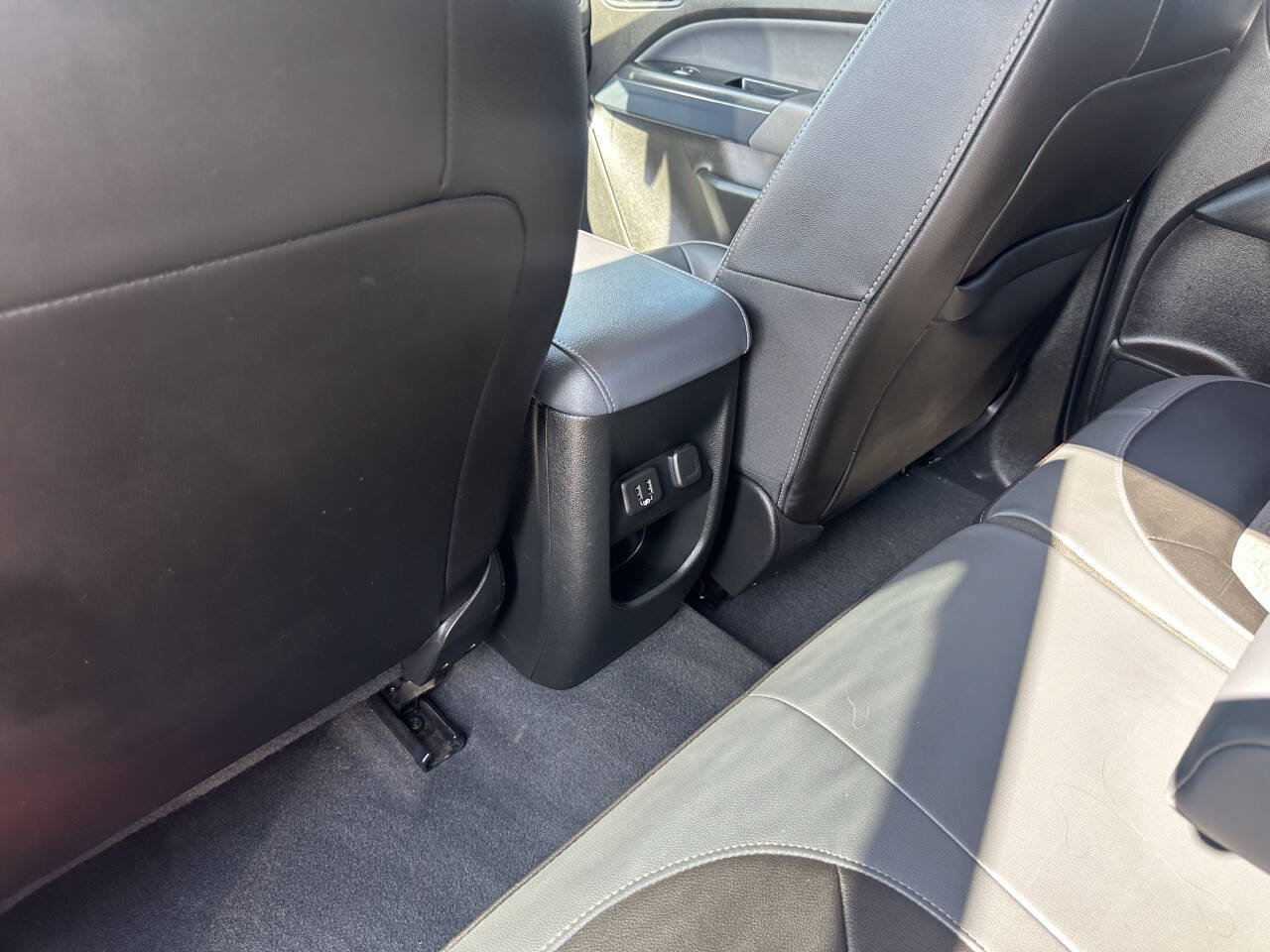 Used 2021 Chevrolet Colorado Z71 AWD/4WD image 20
