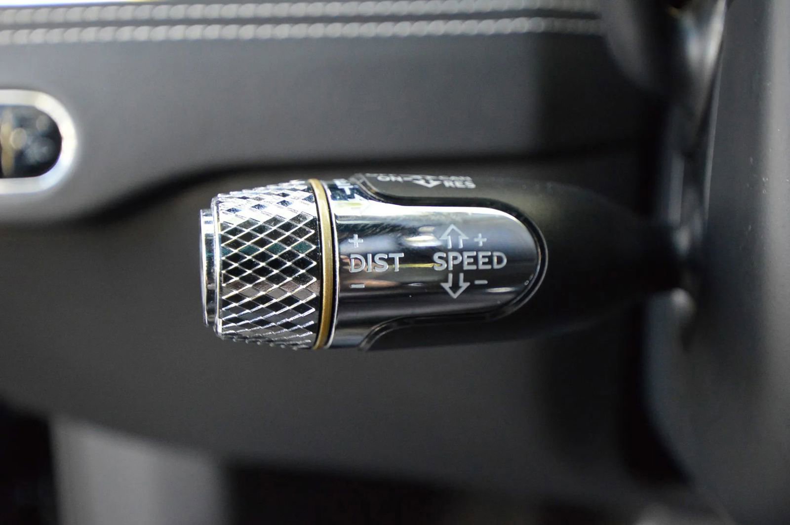 Used 2022 Bentley Flying Spur V8 image 40