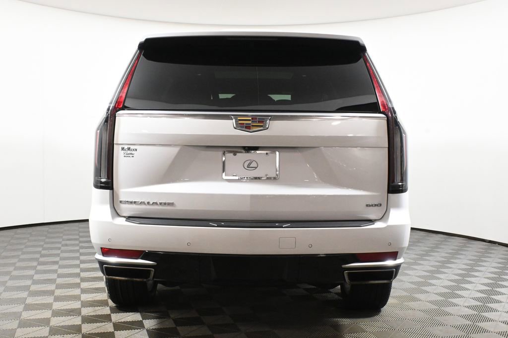 Used 2023 Cadillac Escalade Premium Luxury AWD/4WD image 6