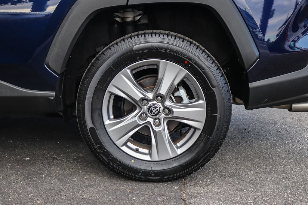 Used 2024 Toyota RAV4 XLE FWD image 10